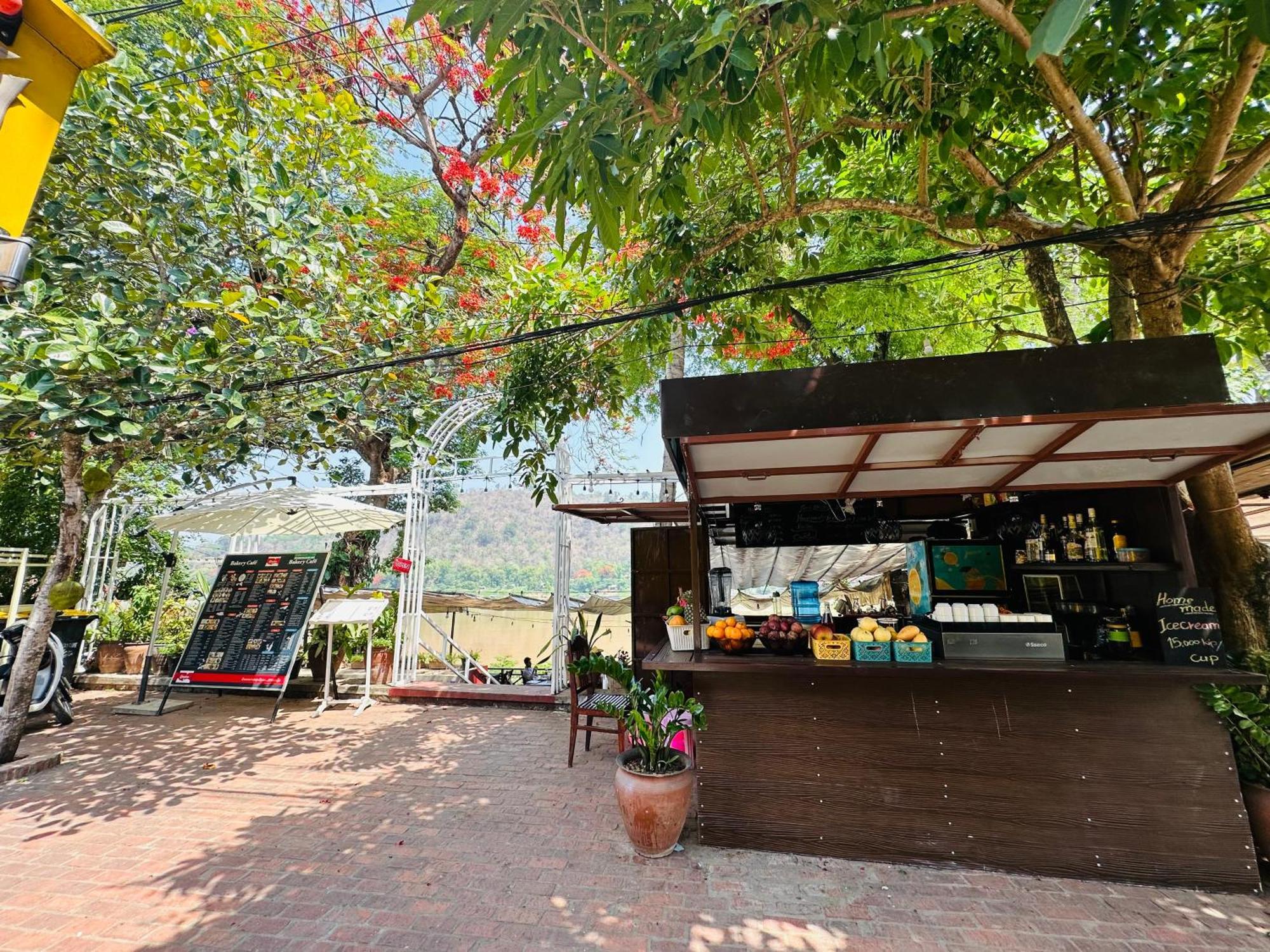 Villa Phonethip Mekong Riverside Luang Prabang Esterno foto